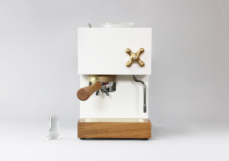 你能用水泥造一台意式咖啡机吗？不然，用陶瓷也可以